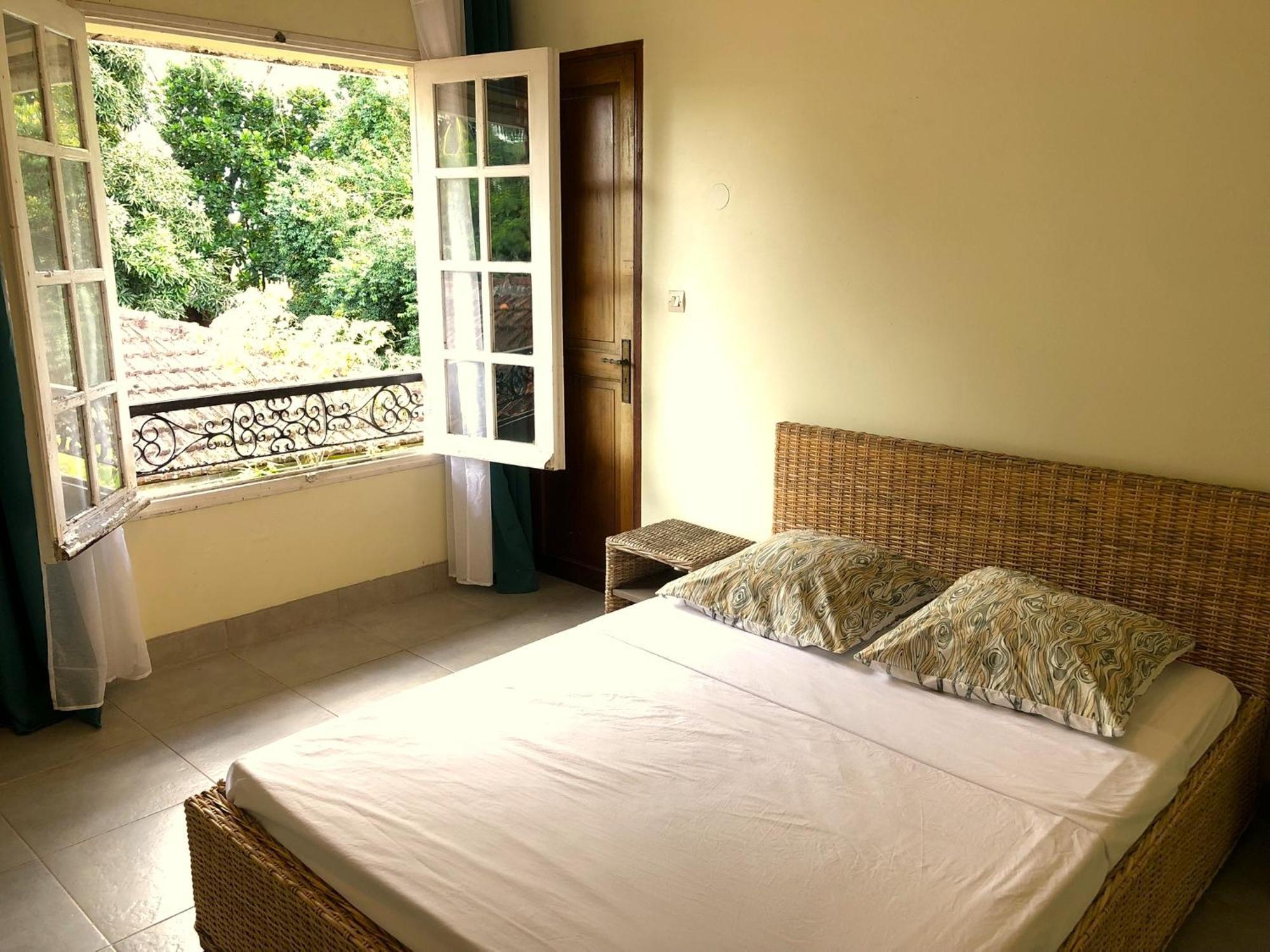 Between Us : Chambres D'Hotes A Saint Joseph Extérieur photo
