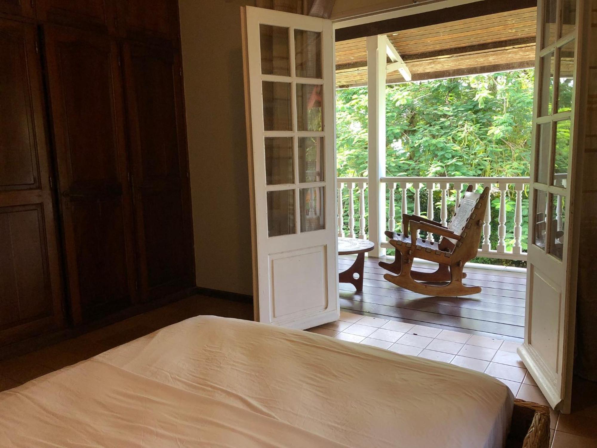 Between Us : Chambres D'Hotes A Saint Joseph Chambre photo